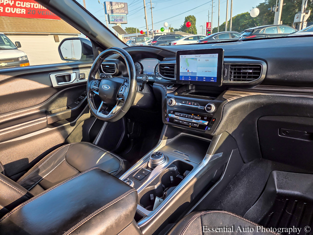 Used 2020 Ford Explorer Limited AWD/4WD image 34