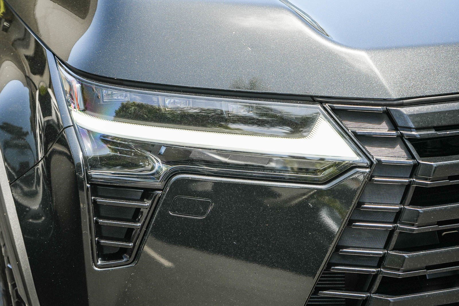 Used 2025 Lexus GX 550 AWD/4WD image 8