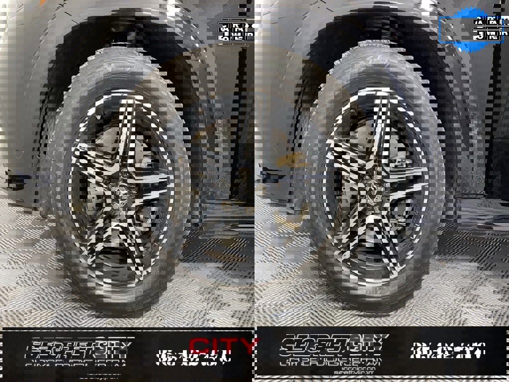 Used 2025 Mercedes-Benz GLE 350 4MATIC image 9