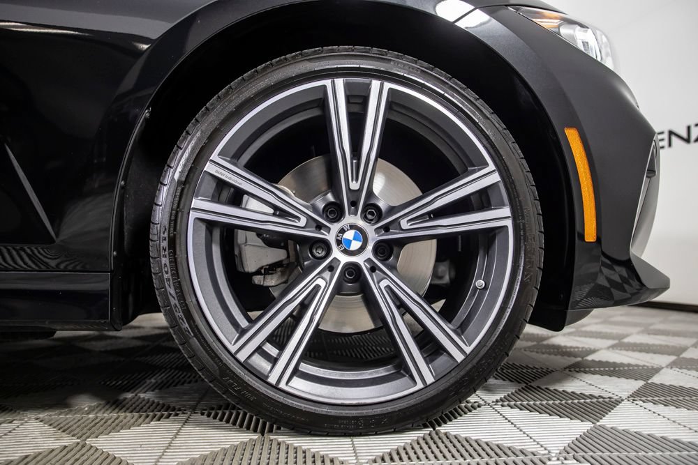 Used 2024 BMW 330i Sedan w/ Convenience Package RWD image 40