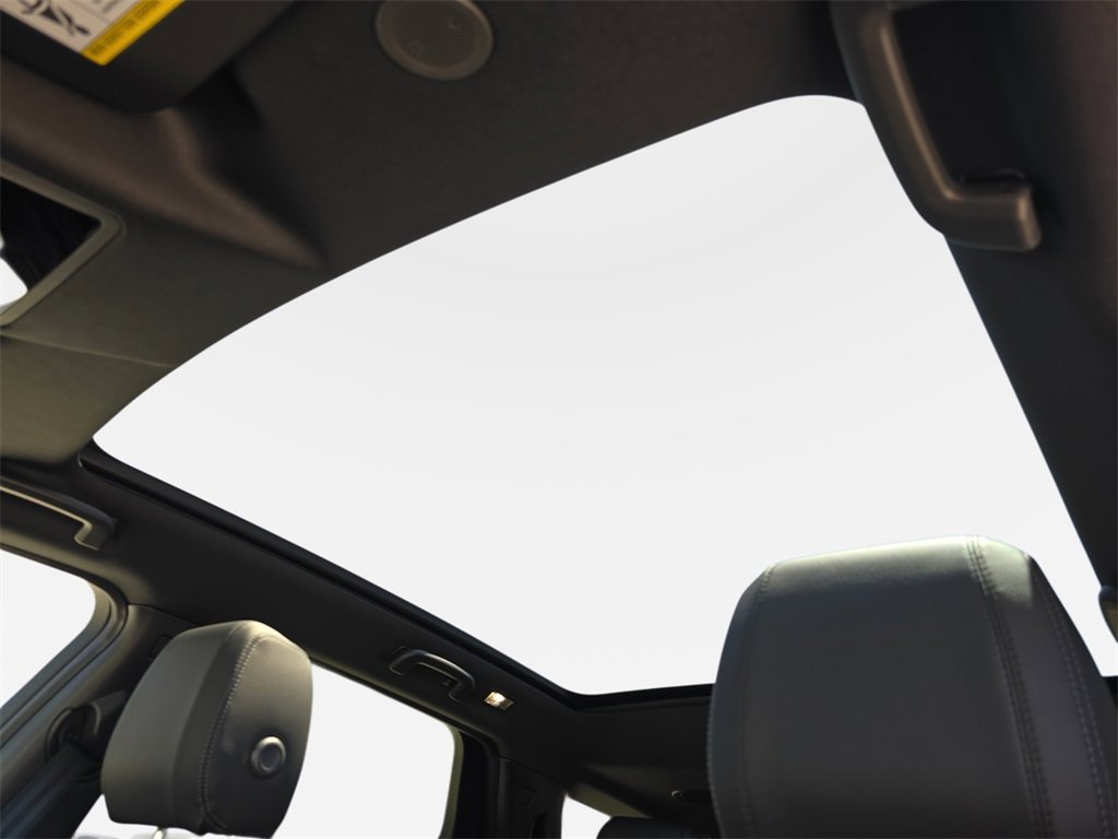 New 2025 Land Rover Discovery Sport Dynamic SE image 31