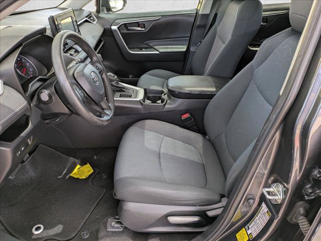Used 2019 Toyota RAV4 XLE FWD image 16