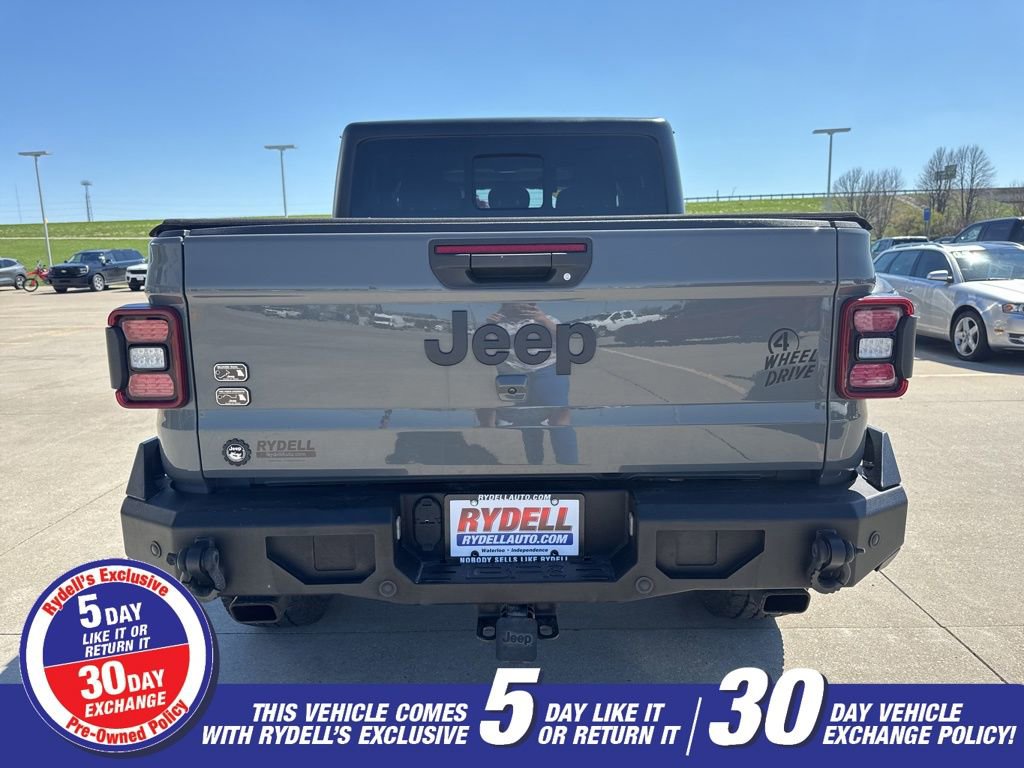 Used 2021 Jeep Gladiator Willys AWD/4WD image 31