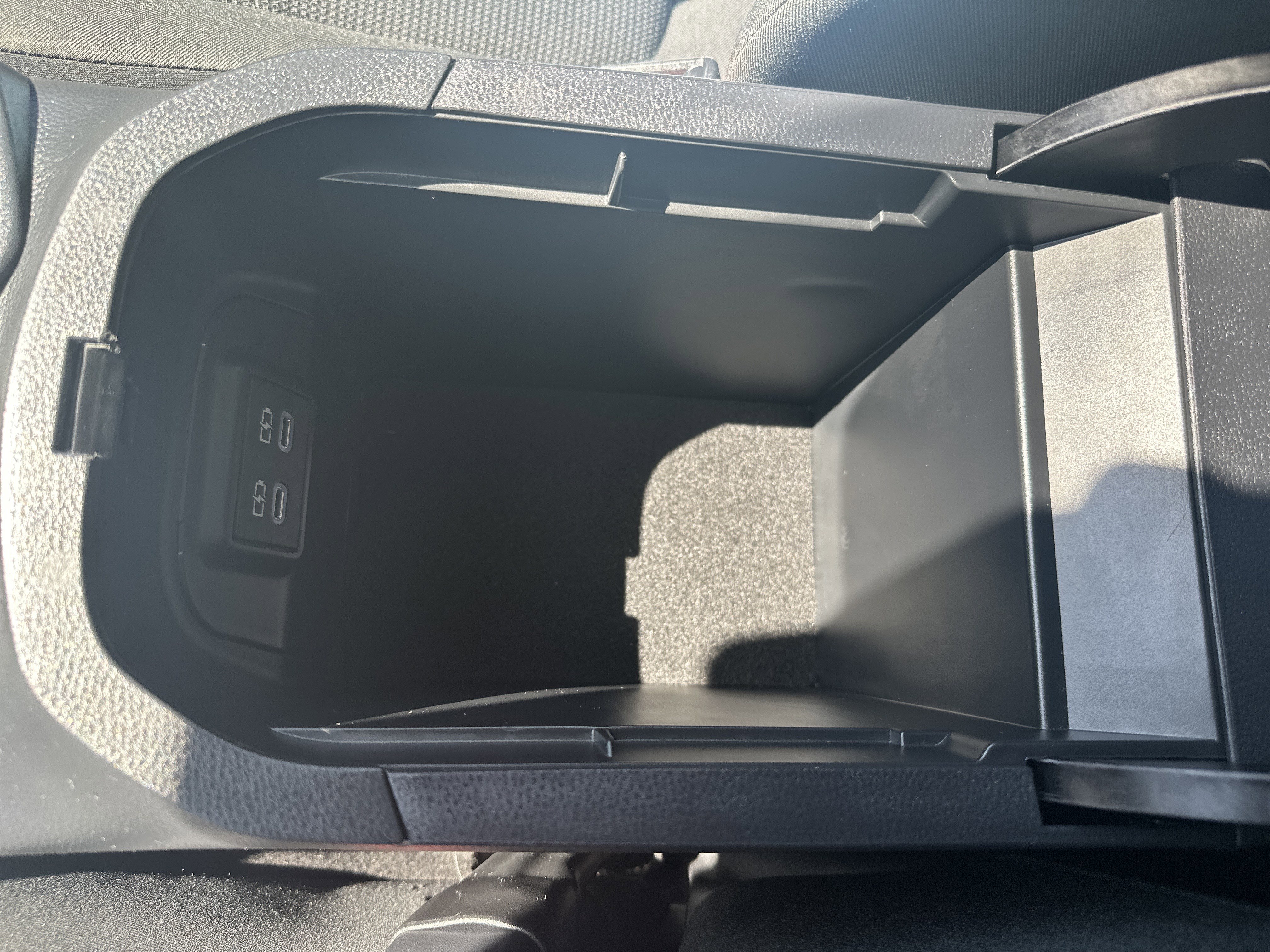 Used 2025 Toyota RAV4 LE FWD image 25