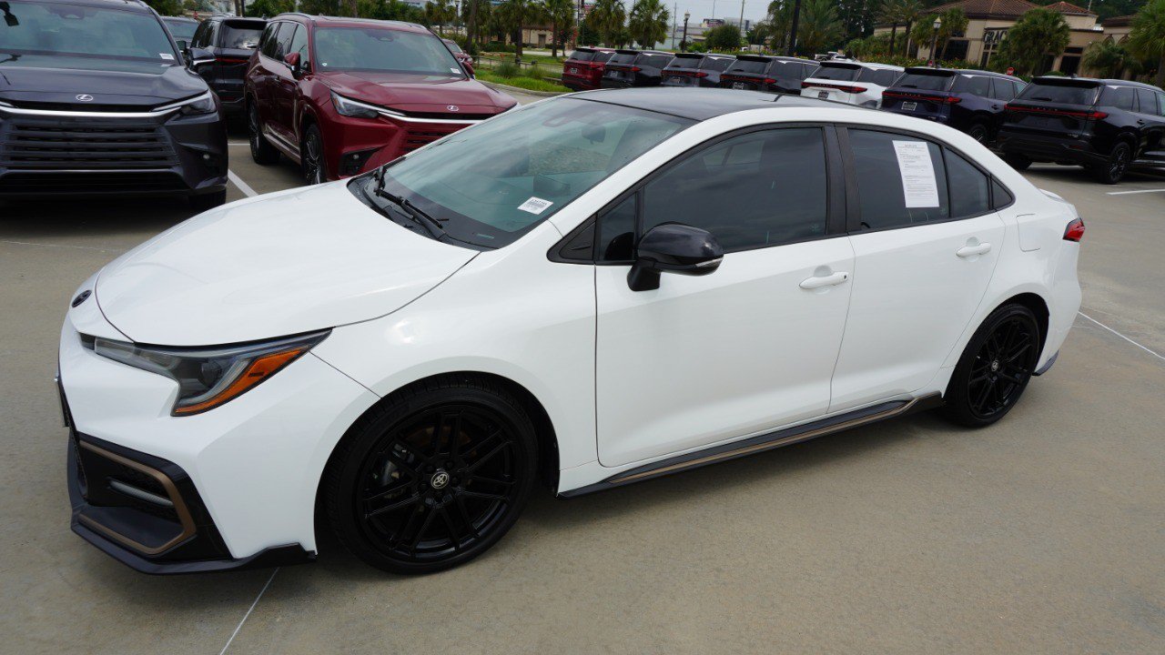 Used 2022 Toyota Corolla SE FWD image 5