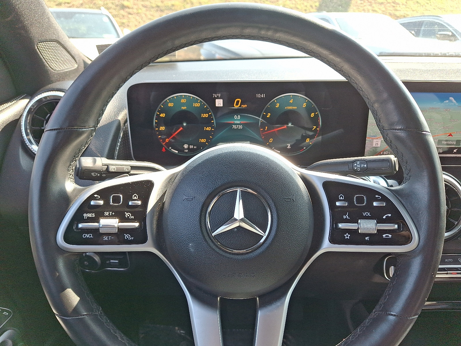 Used 2020 Mercedes-Benz GLB 250 4MATIC w/ Premium Package image 21