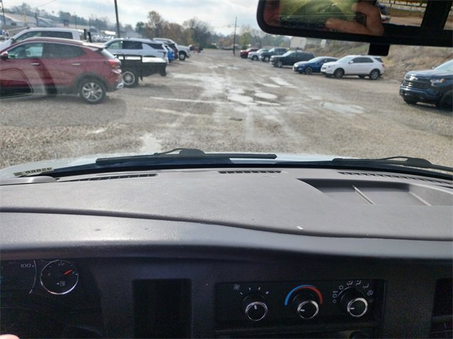 Used 2020 Chevrolet Express 3500 LT w/ LT Preferred Equipment Group image 25