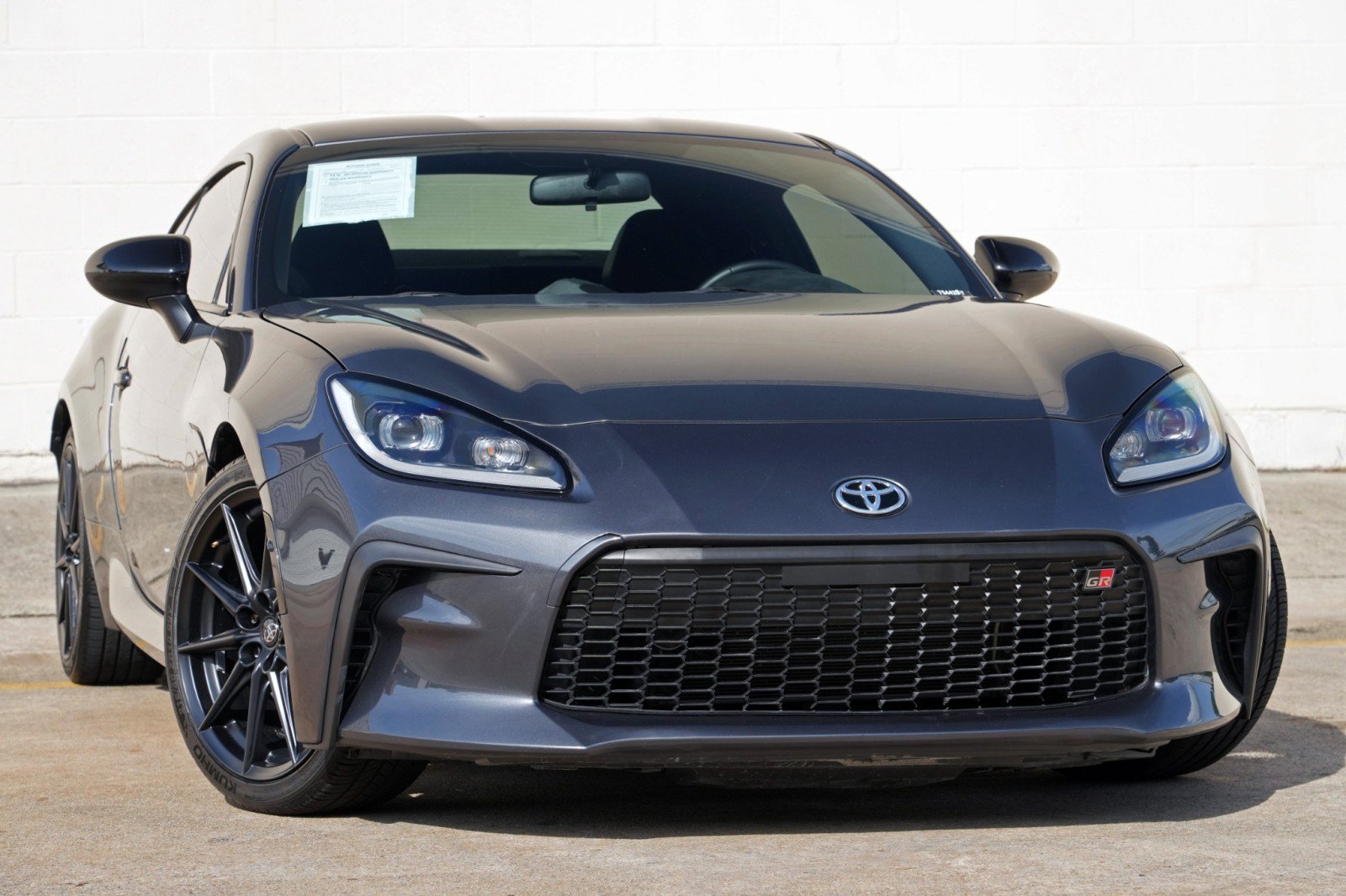 Used 2022 Toyota GR86 Premium w/ ALL Weather Mat Package (TMS) RWD image 2