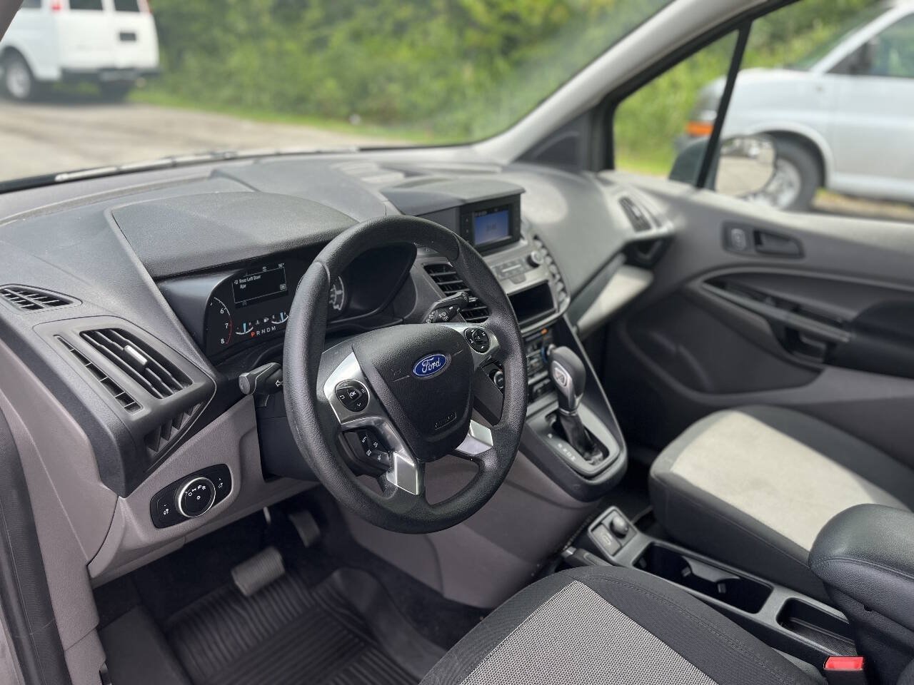 Used 2022 Ford Transit Connect XL FWD image 12