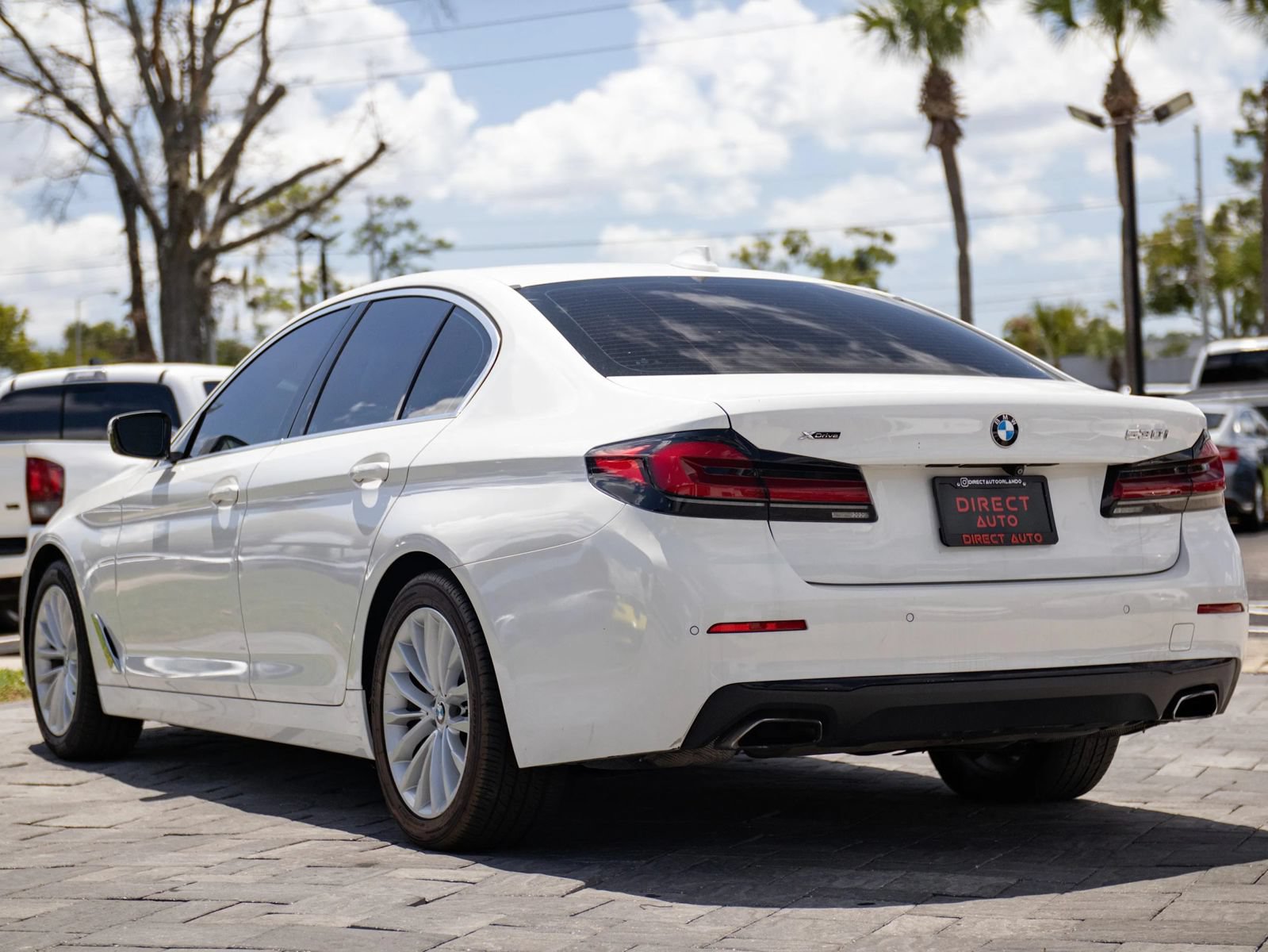 Used 2021 BMW 530i xDrive w/ Convenience Package AWD/4WD image 9