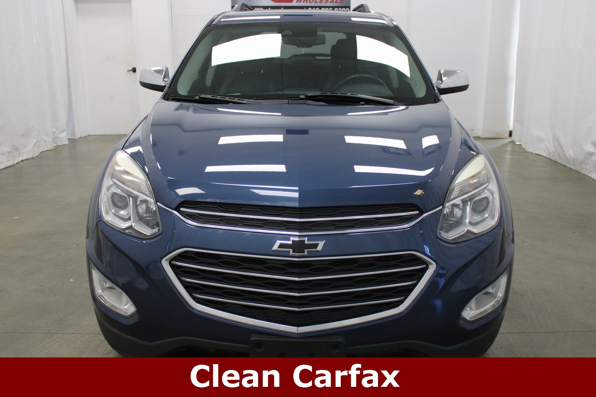 Used 2016 Chevrolet Equinox LTZ w/ Enhanced Convenience Package image 2