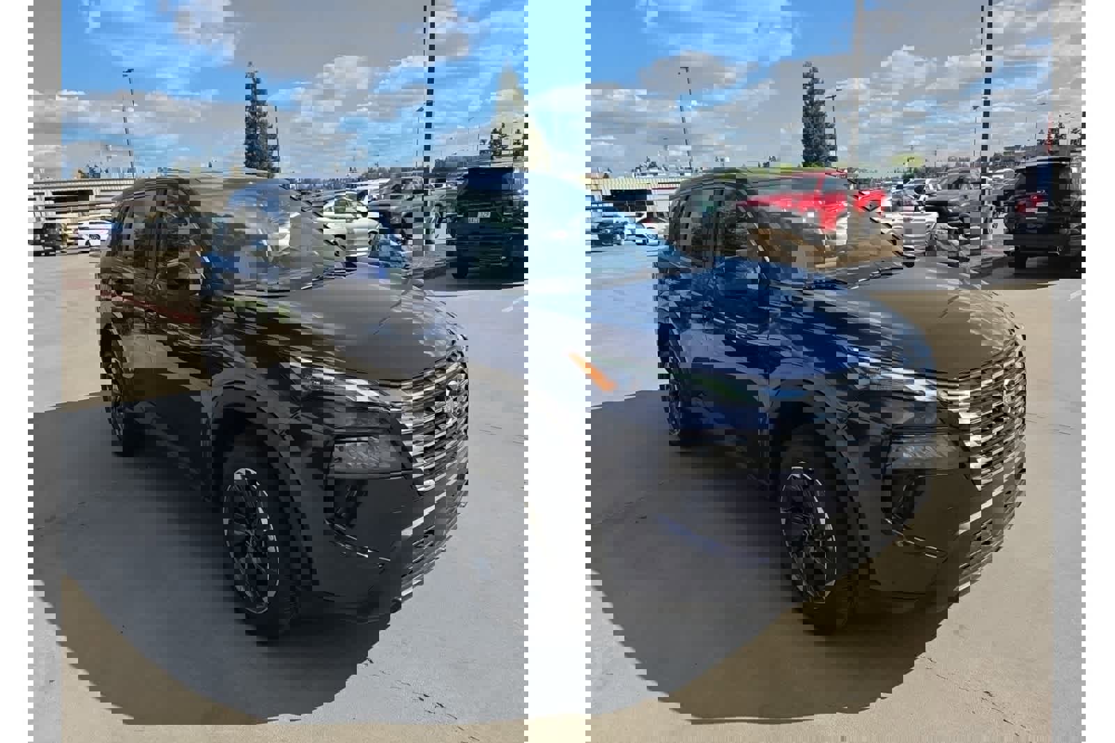 Used 2026 Nissan Rogue SV image 4