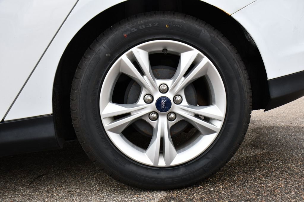 Used 2013 Ford Focus SE FWD image 33