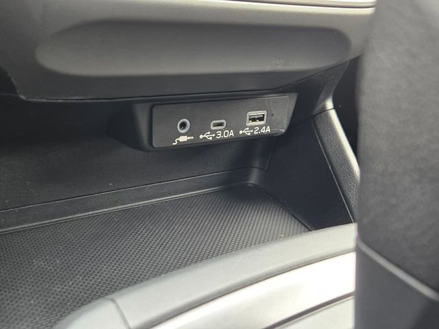 Certified 2025 Subaru Crosstrek 2.0i Premium image 18