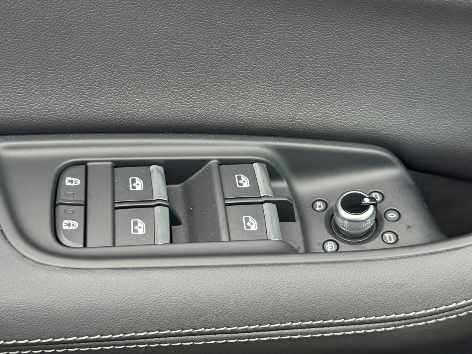 Used 2025 Audi Q7 3.0T Premium Plus w/ Premium Plus Package image 29