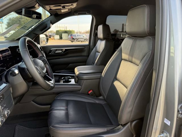 Certified 2025 Chevrolet Suburban RST image 26