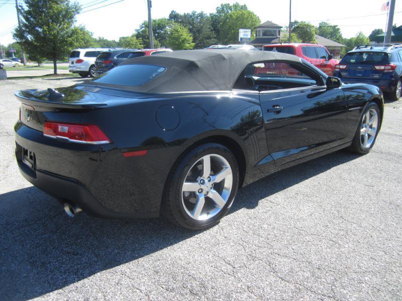 Used 2015 Chevrolet Camaro LT RWD image 27