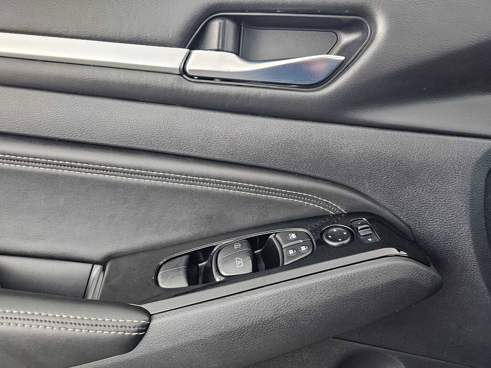 Used 2020 Nissan Altima 2.5 SV image 29