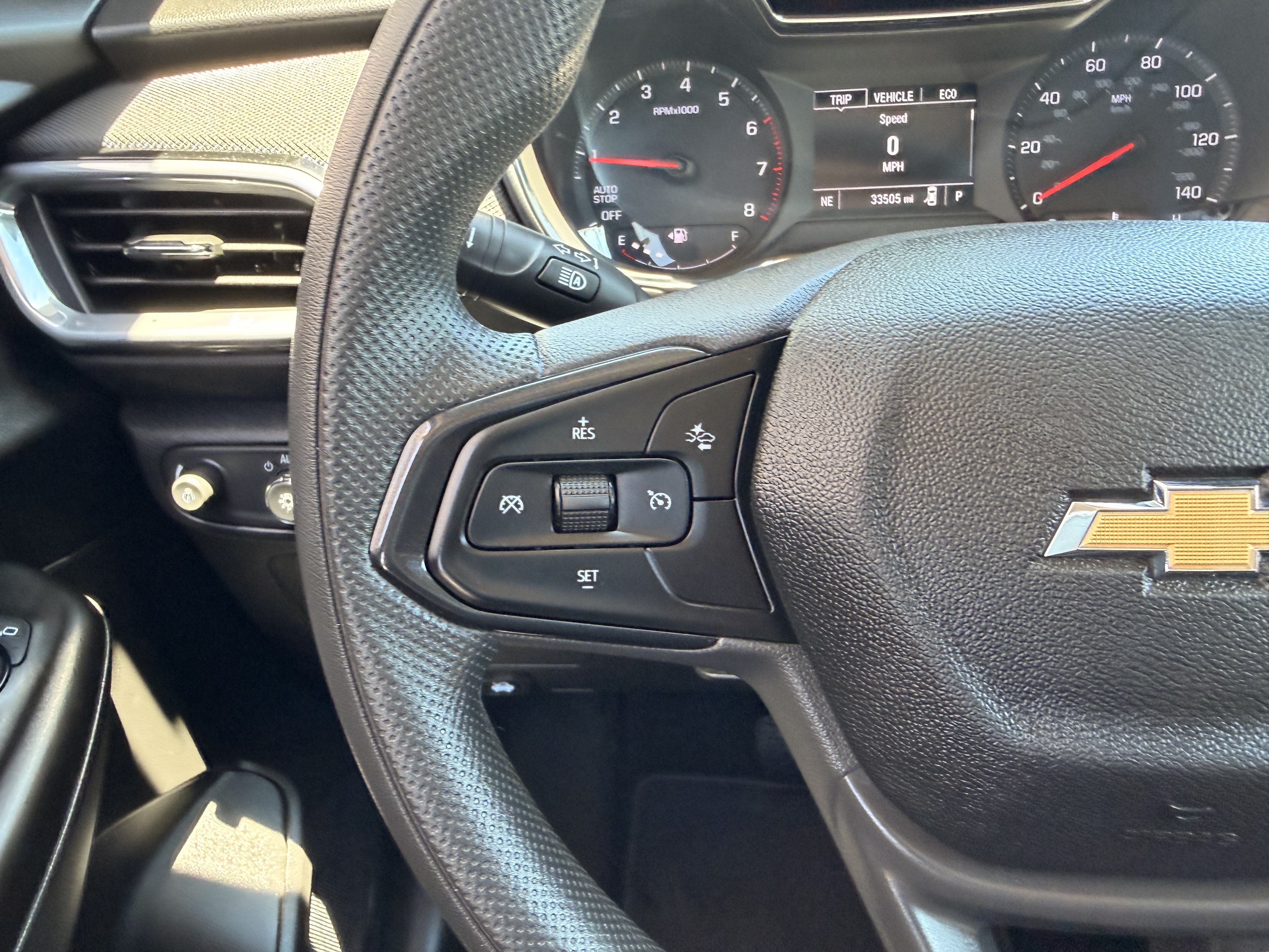 Used 2023 Chevrolet TrailBlazer LT w/ Convenience Package FWD image 16