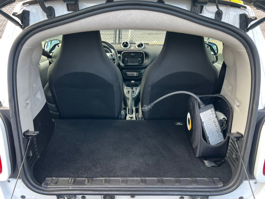 Used 2019 smart fortwo electric drive image 38