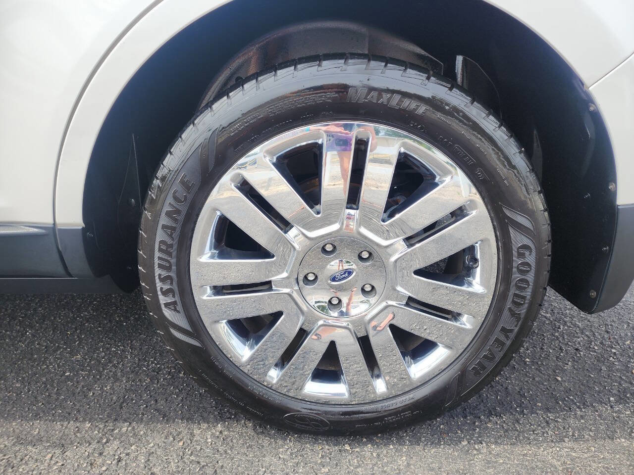 Used 2010 Ford Edge Limited image 10