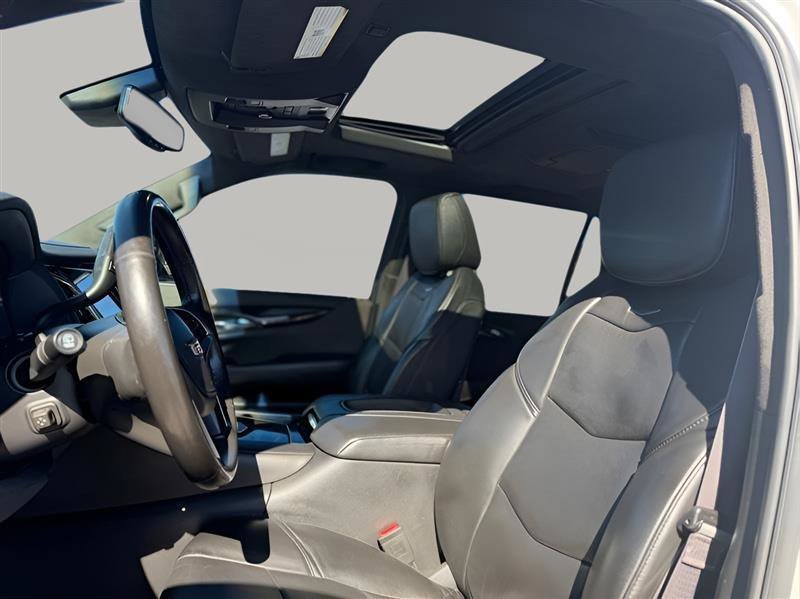 Used 2016 Cadillac Escalade Platinum image 17