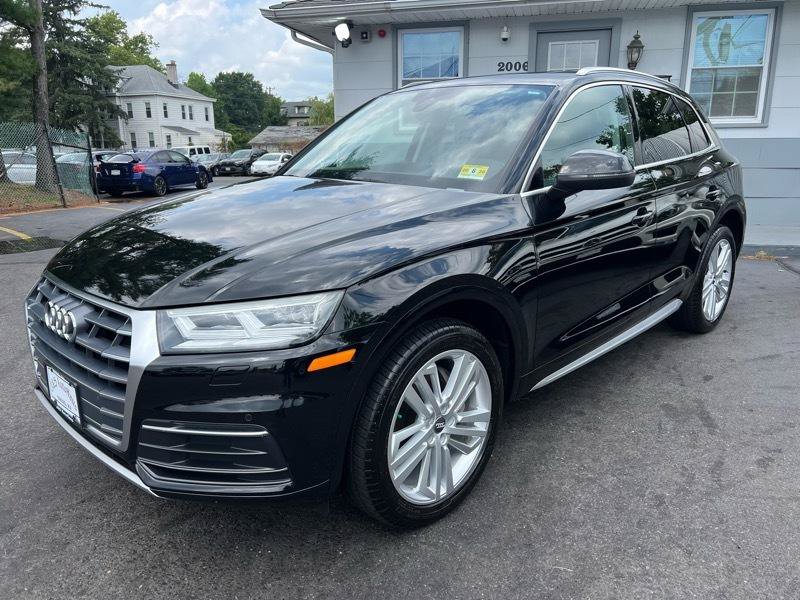 Used 2019 Audi Q5 2.0T Premium Plus w/ Premium Plus Package AWD/4WD image 3
