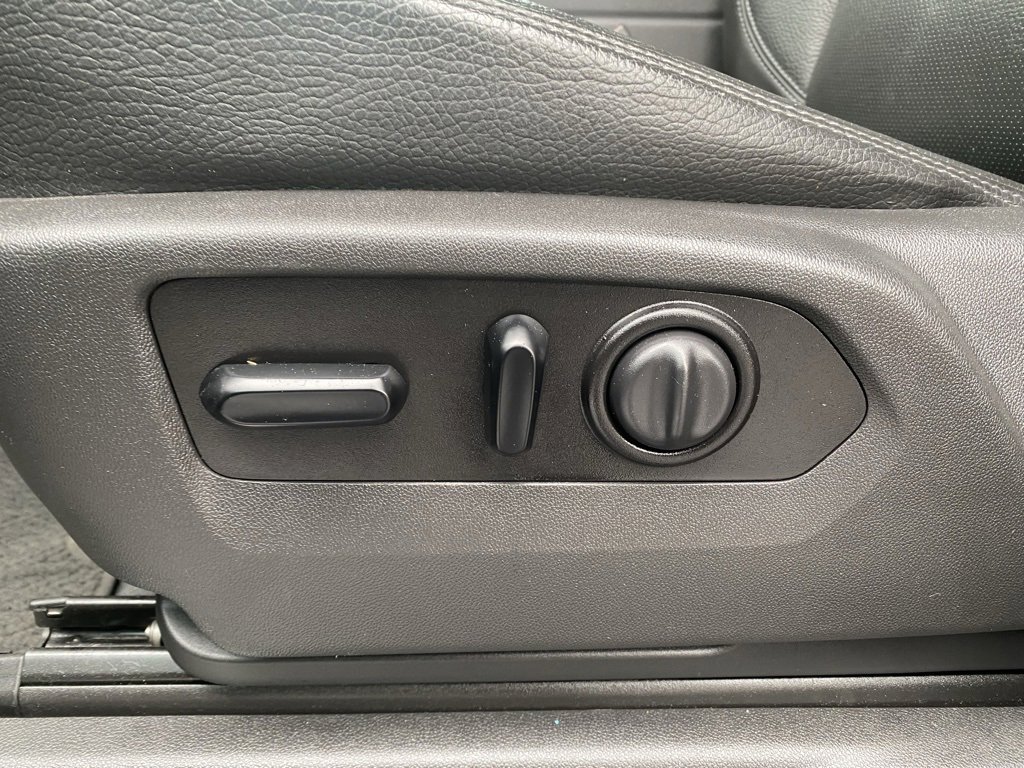 Used 2020 GMC Sierra 1500 Denali w/ Denali Premium Package image 16