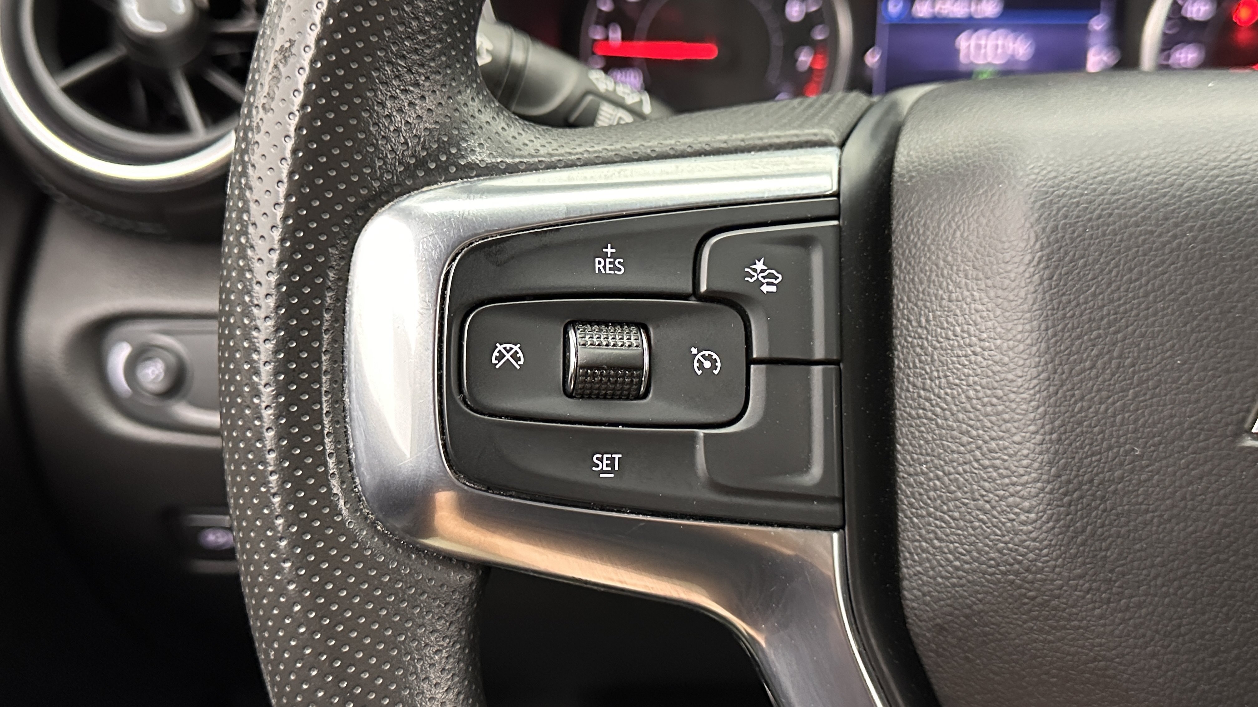 Used 2021 Chevrolet Blazer LT FWD image 22