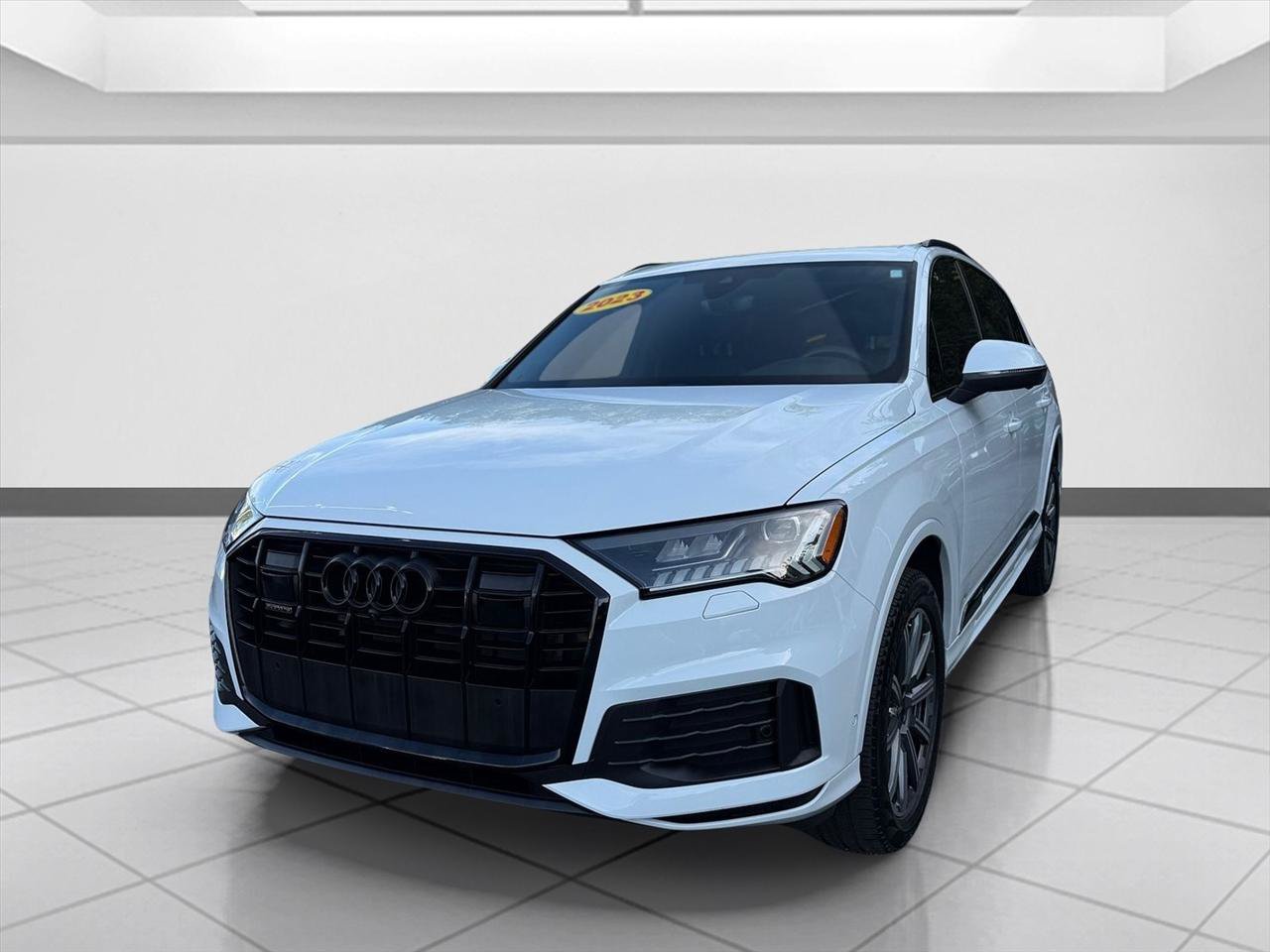 Used 2023 Audi Q7 2.0T Premium Plus w/ Premium Plus Package AWD/4WD image 9