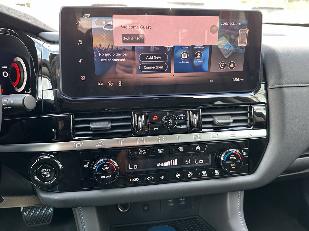 New 2026 Nissan Pathfinder SL FWD image 25