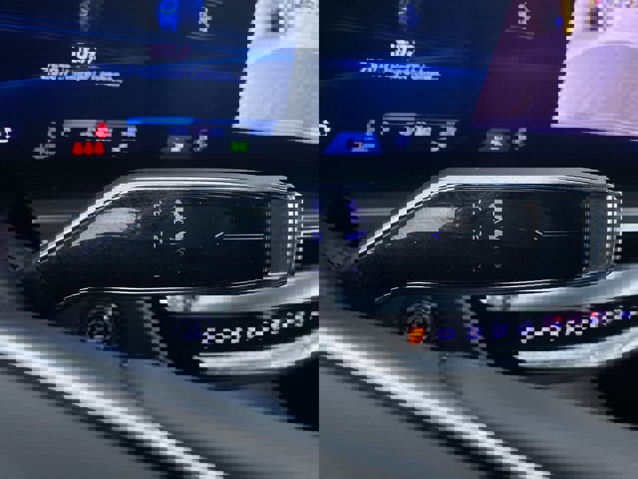 Certified 2024 Cadillac Lyriq Tech image 7