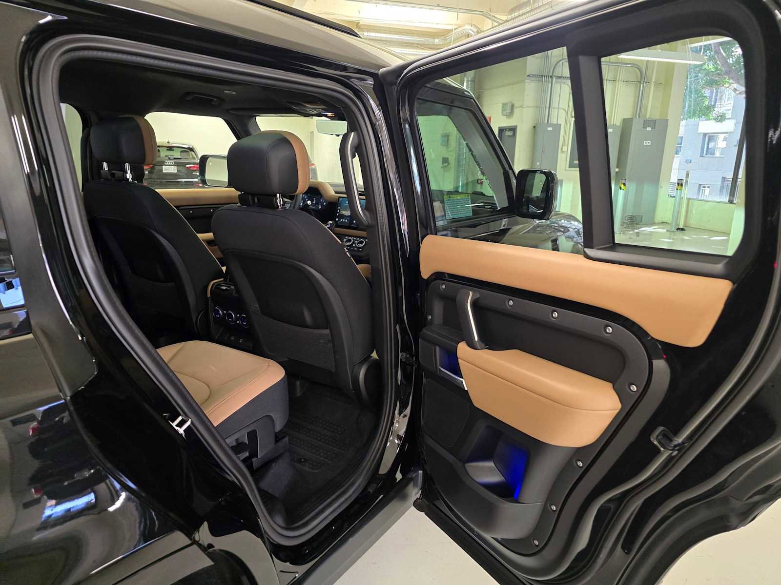 New 2025 Land Rover Defender 130 X AWD/4WD image 14
