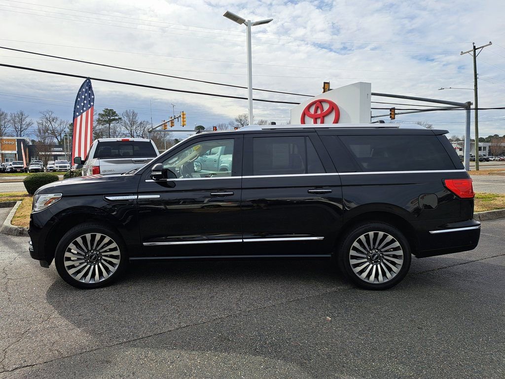 Used 2020 Lincoln Navigator L Reserve w/ Luxury Package image 12