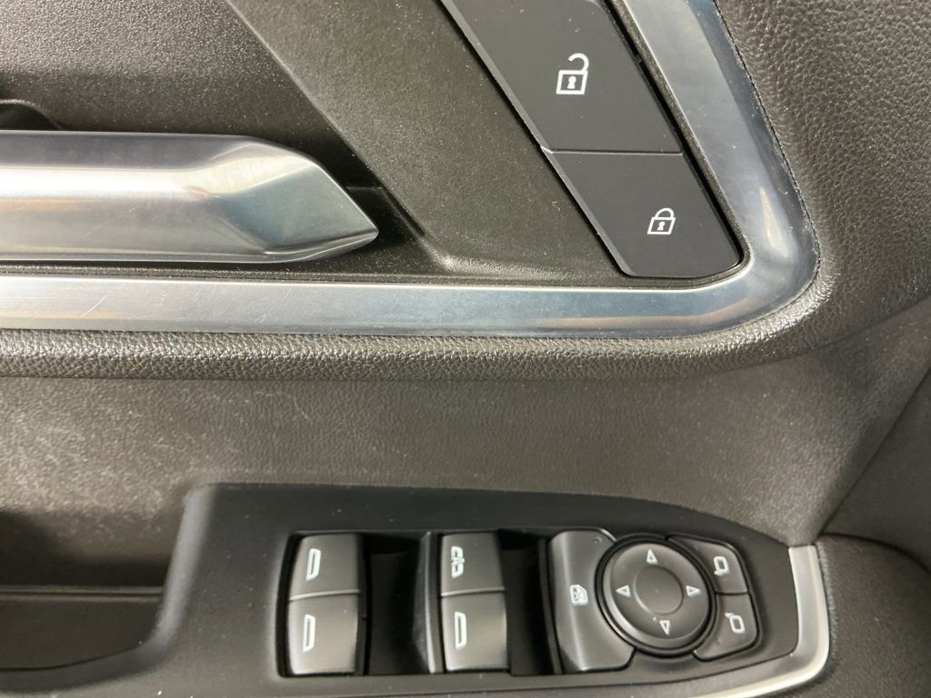 Used 2022 Chevrolet Silverado 1500 LT image 7