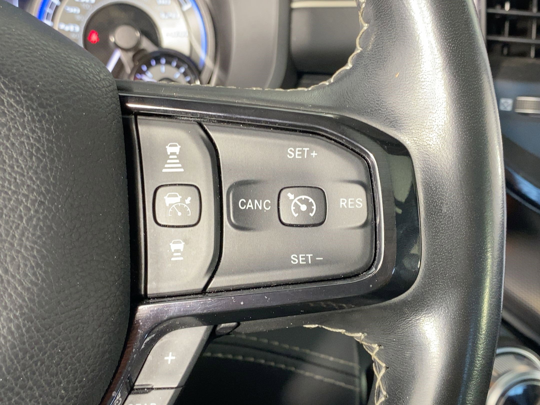 Used 2022 RAM 1500 Limited image 27