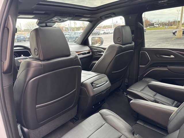 Used 2021 Cadillac Escalade ESV Premium Luxury w/ Driver Assist Tech Package image 21