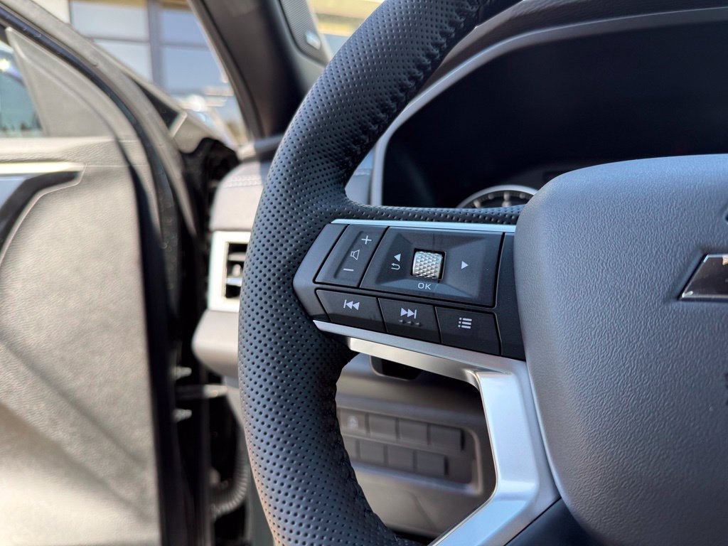 New 2026 Mitsubishi Outlander LE FWD image 21