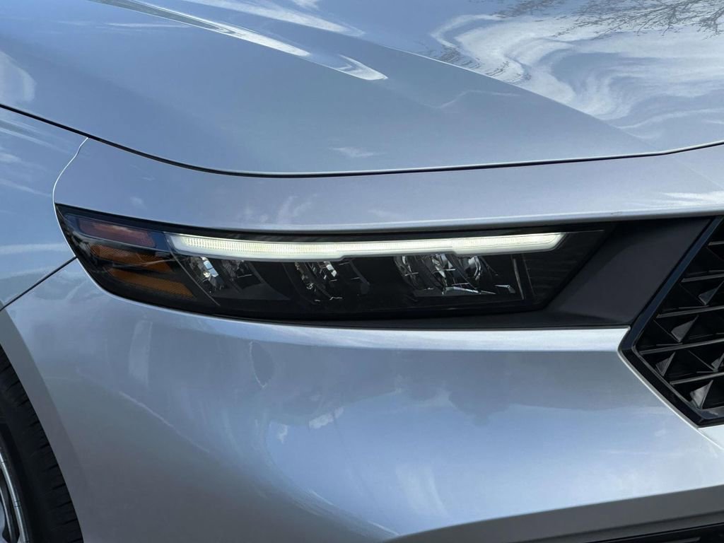 Used 2024 Honda Accord LX image 7