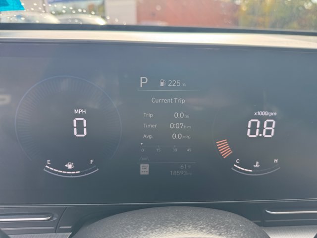 Certified 2024 Hyundai Kona SEL AWD/4WD image 27