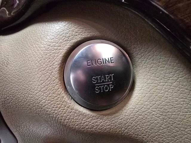 Used 2013 Mercedes-Benz GL 320 BlueTEC 4MATIC image 23