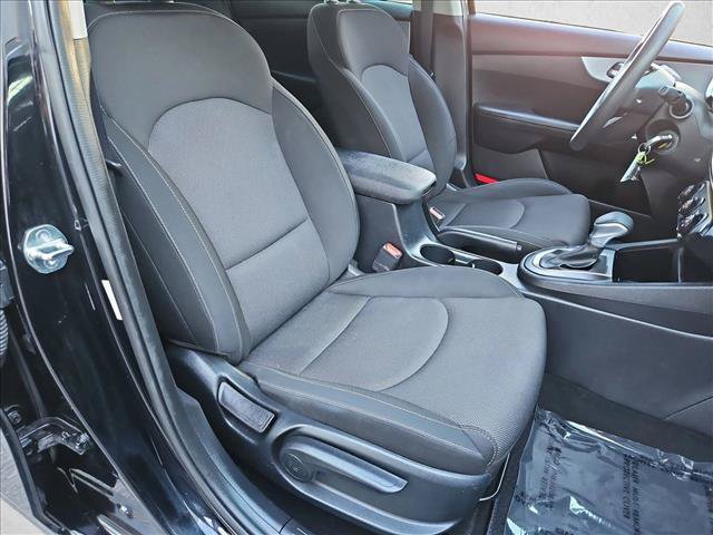 Used 2024 Kia Forte LXS FWD image 19