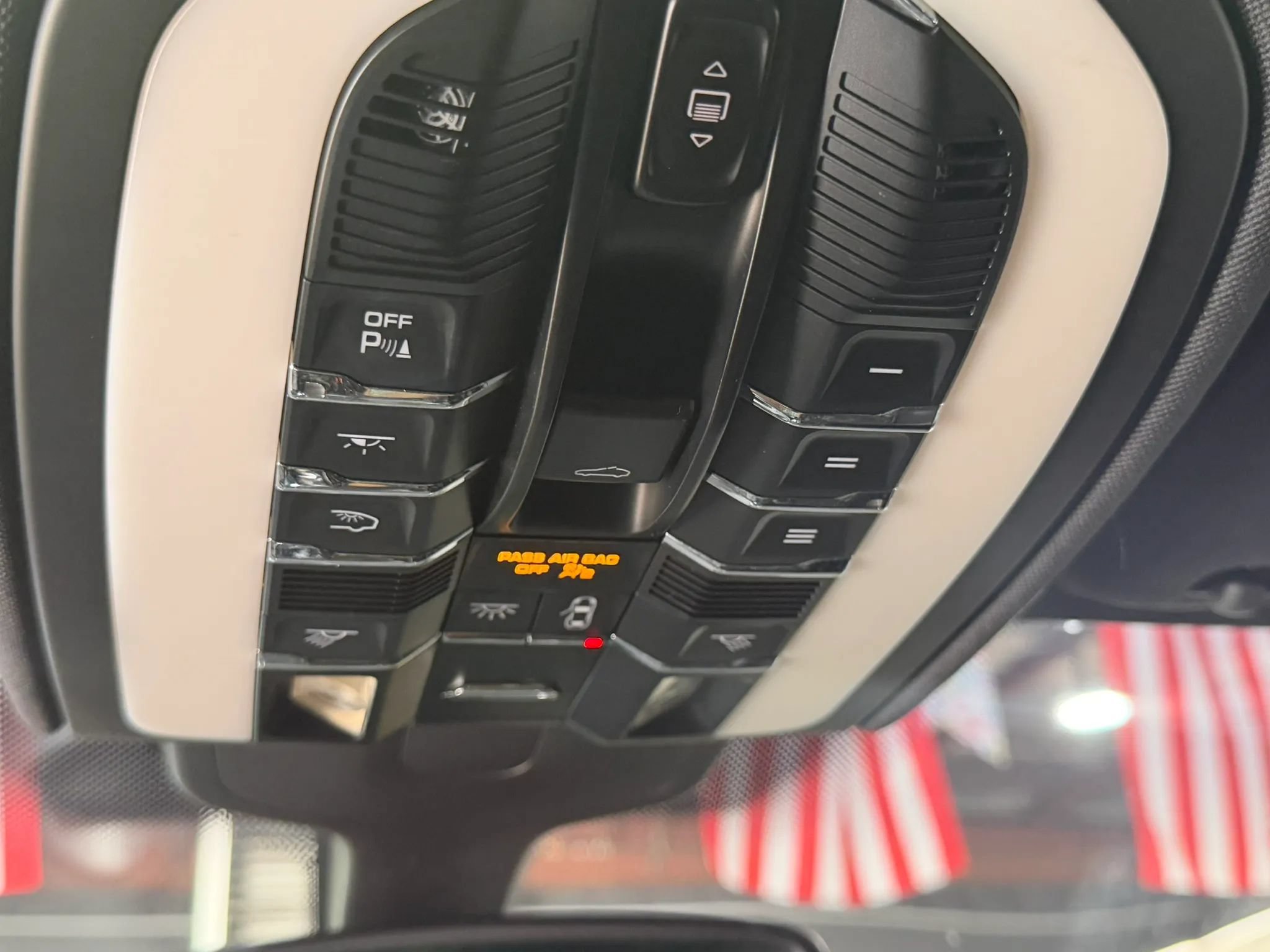 Used 2013 Porsche Cayenne S AWD/4WD image 35