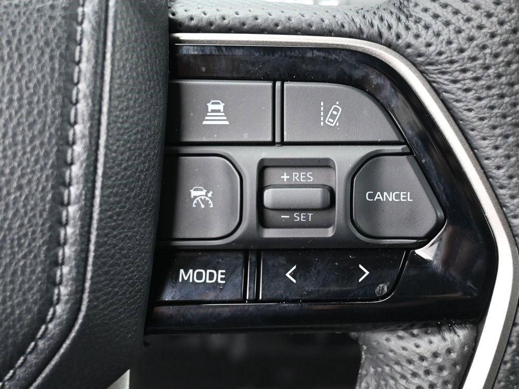 Used 2024 Toyota Tundra Limited image 18