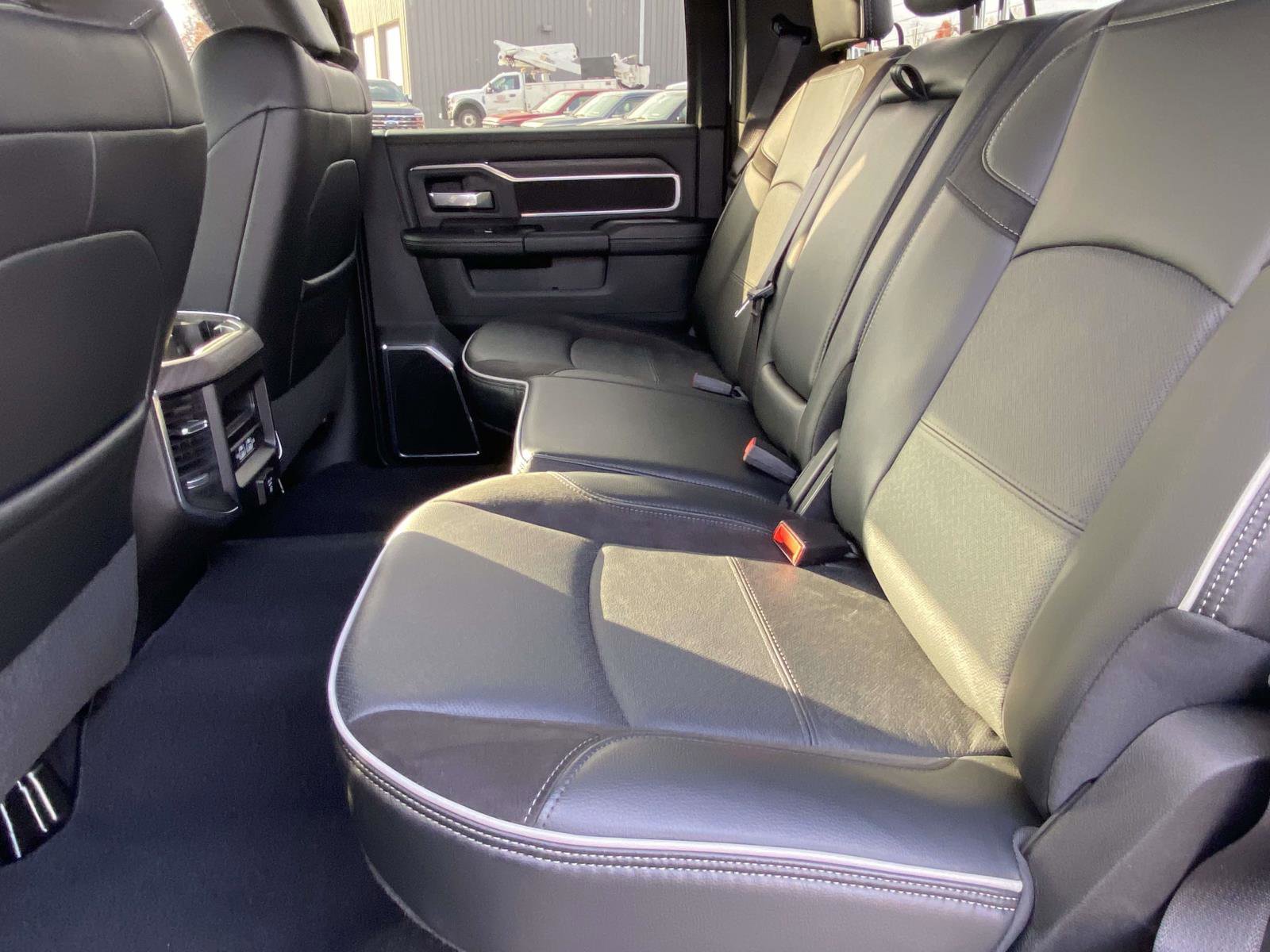 Used 2025 RAM 2500 Laramie w/ Night Edition image 11