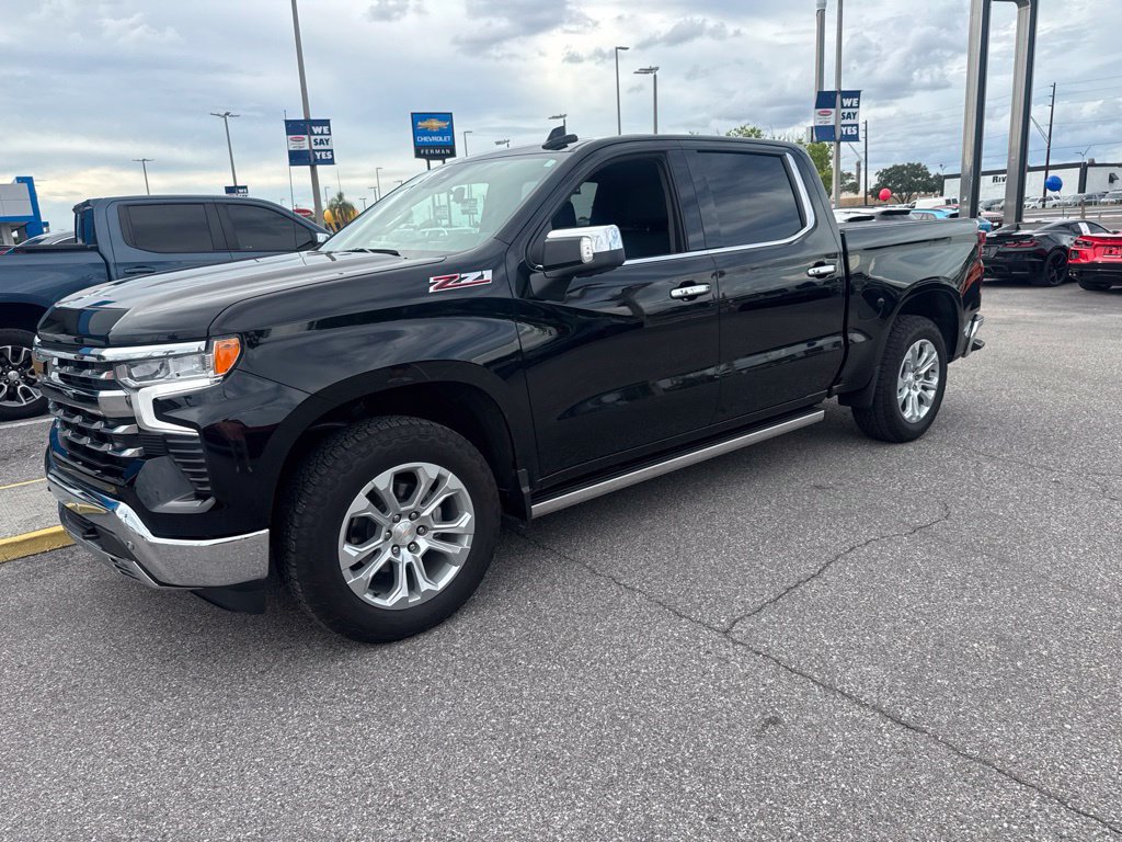 Used 2025 Chevrolet Silverado 1500 LTZ w/ LTZ Premium Package