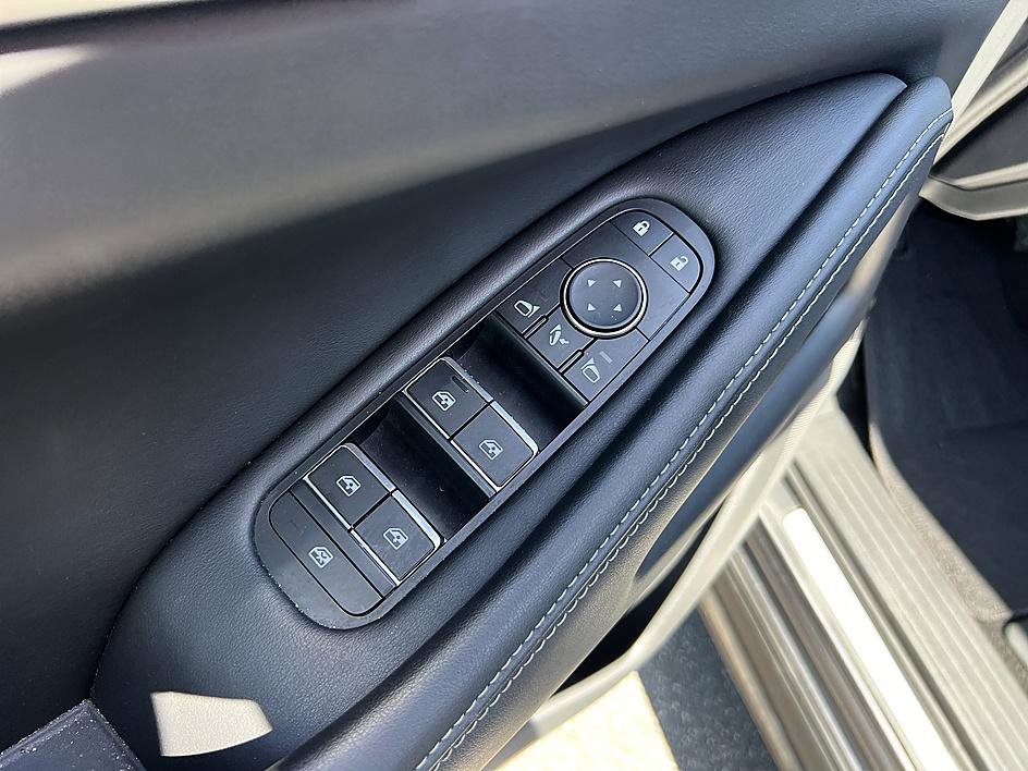Used 2023 INFINITI QX60 Luxe FWD image 21