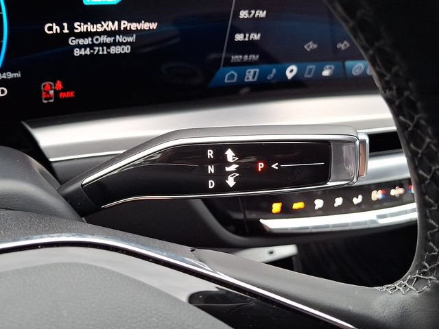 New 2026 Cadillac Lyriq Premium Luxury AWD/4WD image 10