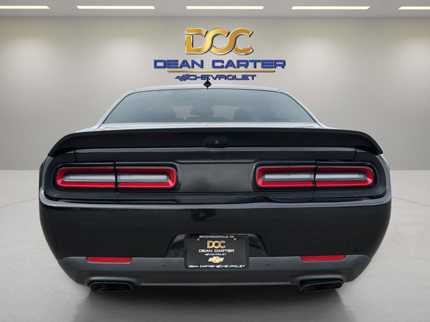 Used 2019 Dodge Challenger SRT Hellcat image 4