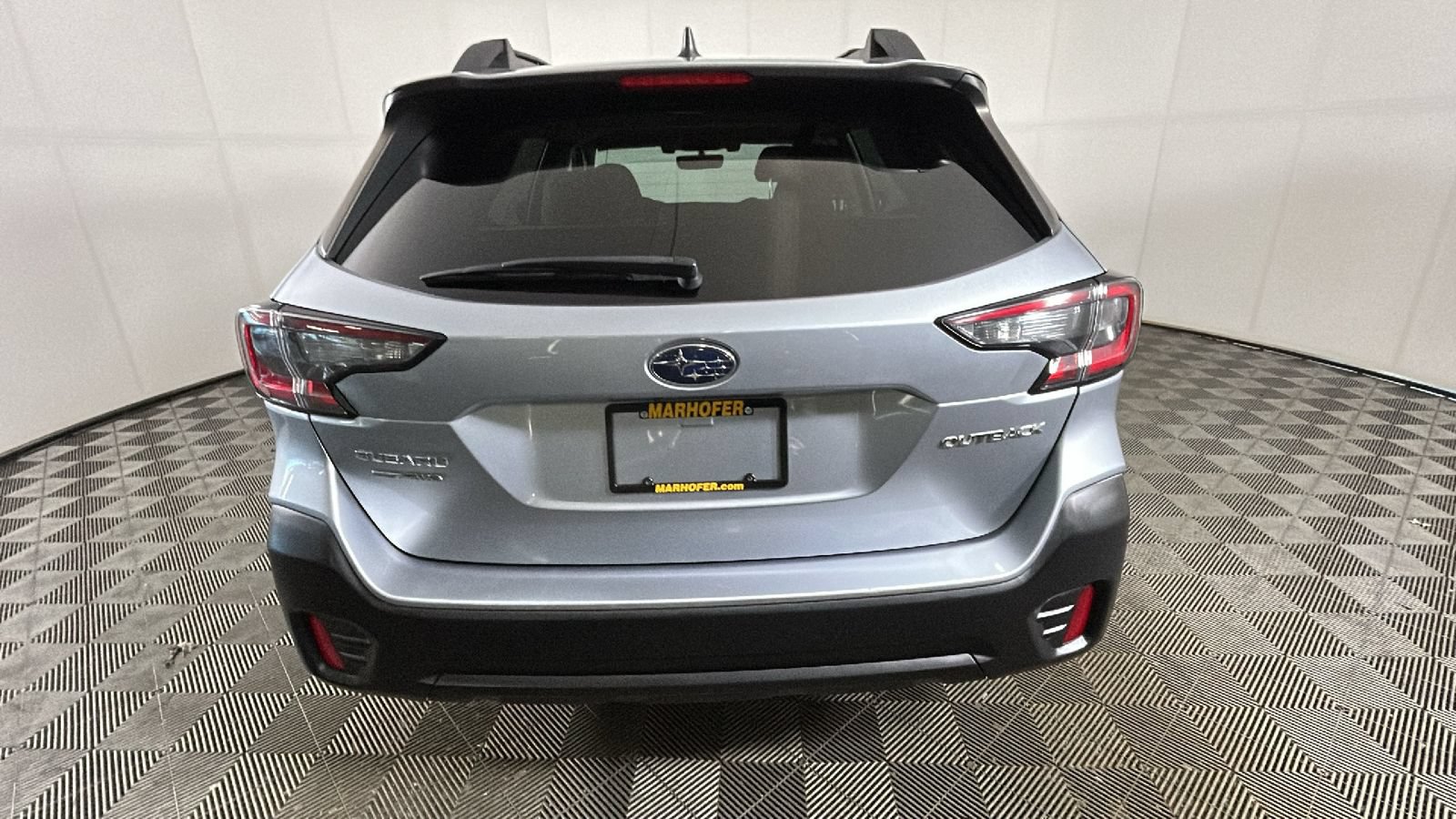 Used 2021 Subaru Outback Premium AWD/4WD image 4